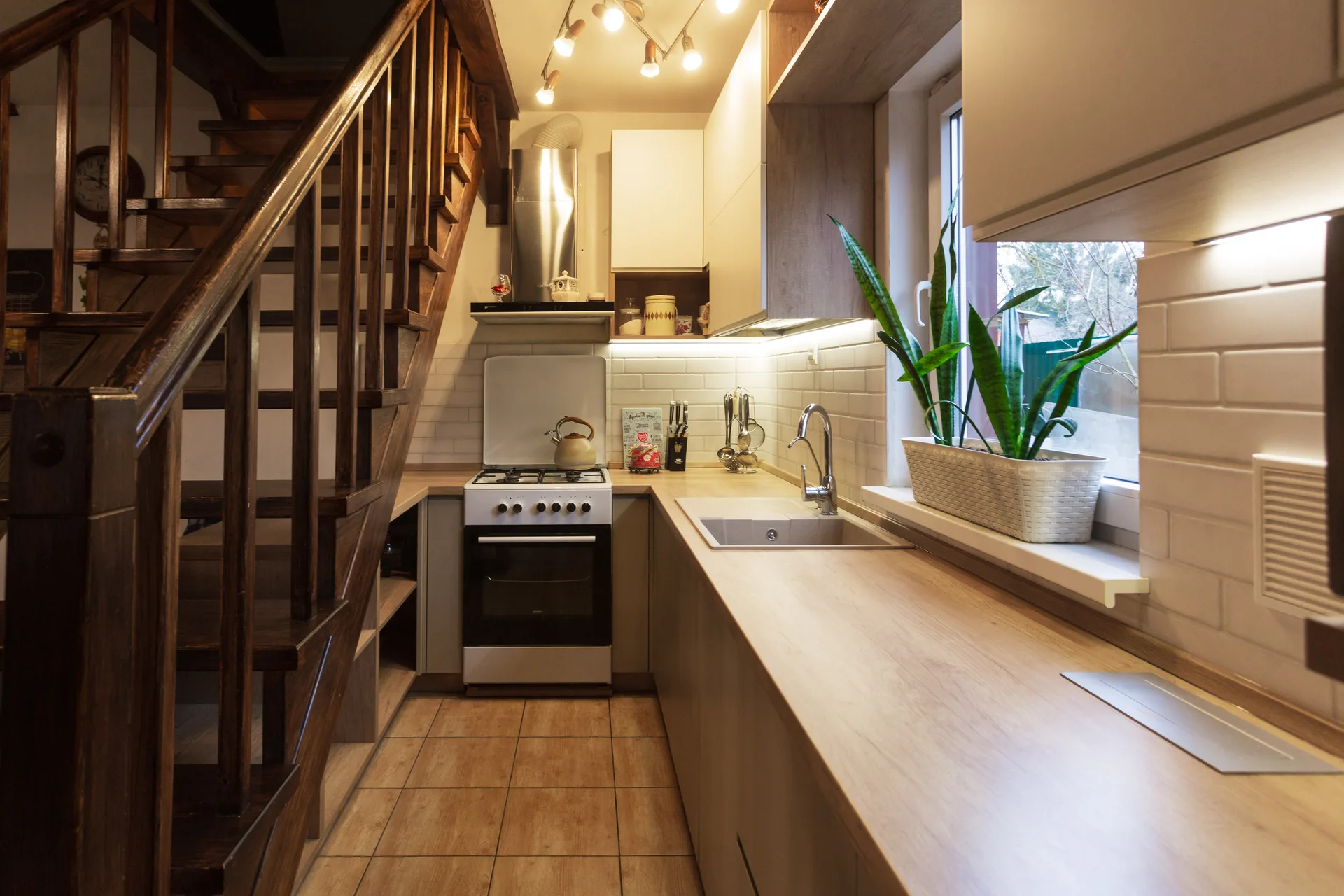 Кухня в частном доме в пос. Шоссейный